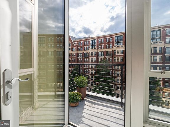 3rd image of 1209 13th St NW APT 602