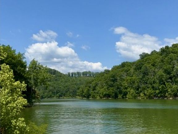 3rd image of 0 Wildwood Dr Lot 33/34