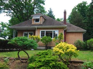 26 Sunset Ave, Bloomfield, NJ 07003