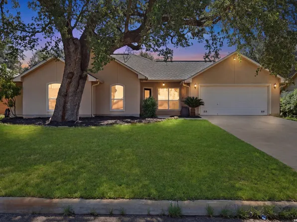 230 Yorktown, Pleasanton, TX 78064