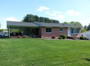 301 Arlington St, Mount Airy, NC 27030