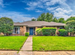 2002 Lansdown Dr, Carrollton, TX 75010