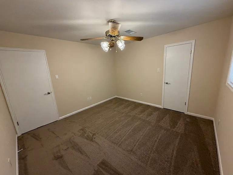 8211 Braes Meadow Dr — Photo 33