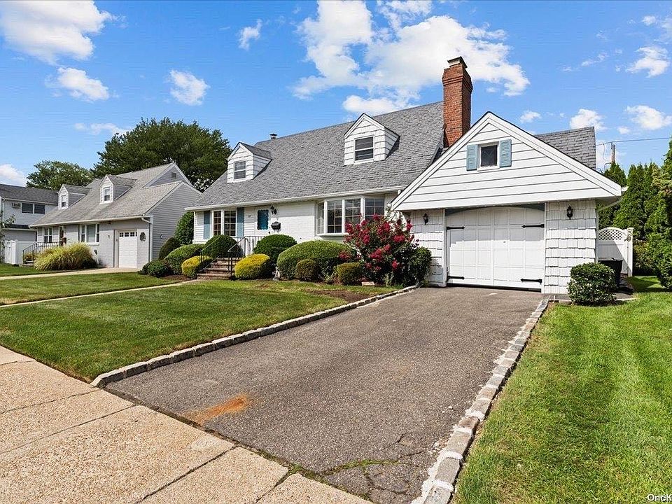 1st image of 54 Amby Avenue