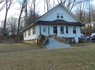 44 Rock Ln, Boonton Township, NJ 07005
