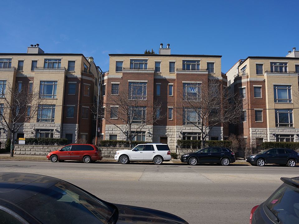1st image of 3438 N Ashland Ave APT 3N
