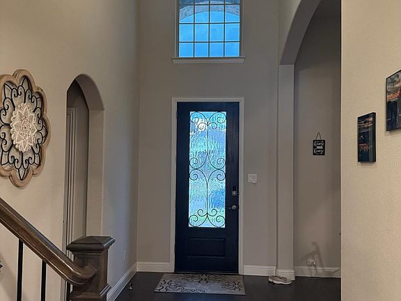2nd image of 1100 Putman Dr