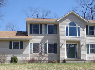 84 Jordan Ln, New Cumberland, WV 26047