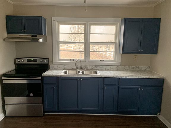 4th image of 102 Freedom Dr