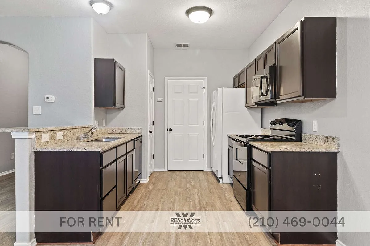 8707 Azul Sky Court — Photo 4