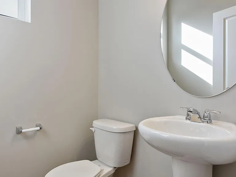 5182 Hampton St NE — Photo 20