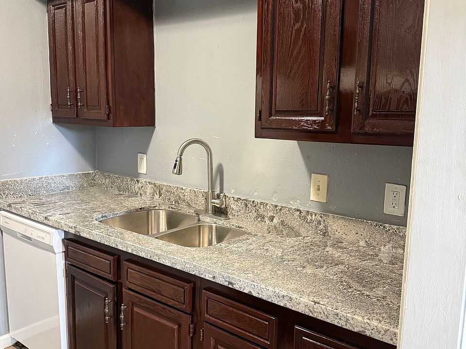 1st image of 2535 McFaddin St APT 2
