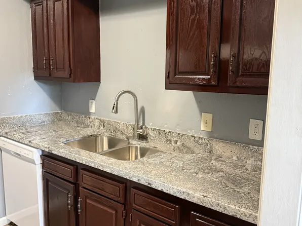 2535 McFaddin St APT 2, Beaumont, TX 77702