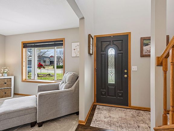 4th image of 913 Trellis St