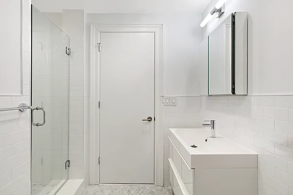 Rented by Brown Harris Stevens | media 29