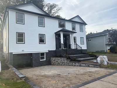 11 Delaware Avenue, Jericho, NY, 11753