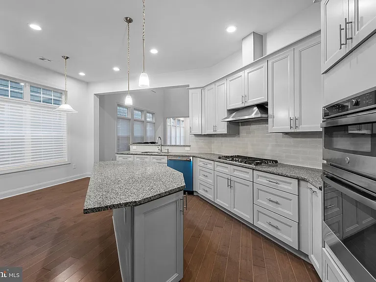 105 Samjan Cir — Photo 11