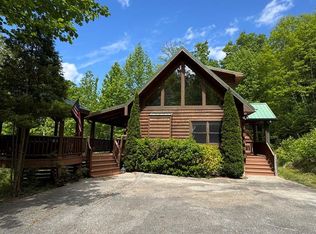 257 Trading Post Pl, Whittier, NC 28789