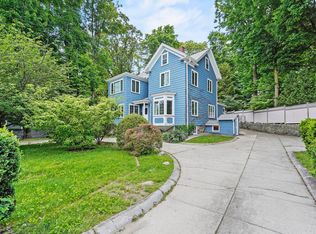 20 Willow St #1, Newton Center, MA 02459