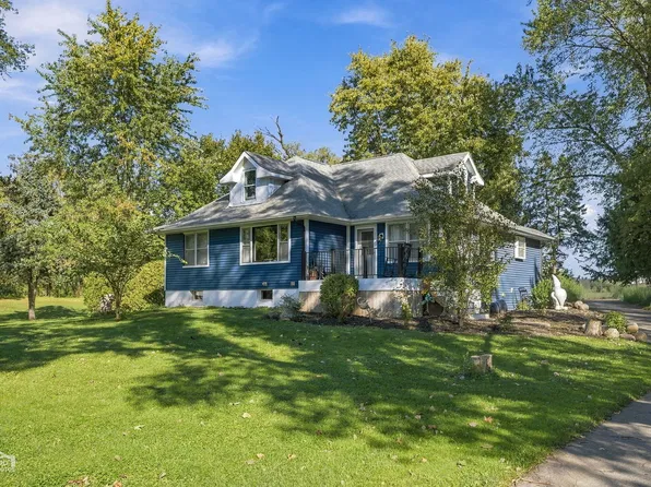 1205 Garfield St, Harvard, IL 60033