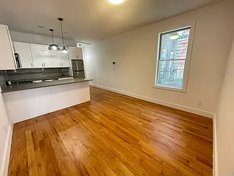 Rented by Tapiro Realty