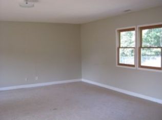 696 Johnson Rd SE, Adairsville, GA 30103