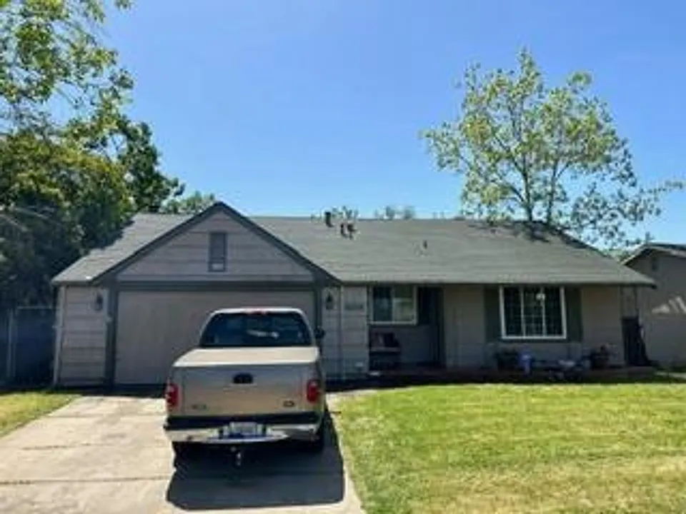 10018 Cirrus Way