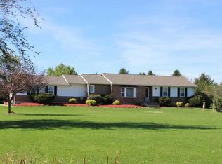 4766 N Alburnett Rd, Central City, IA 52214