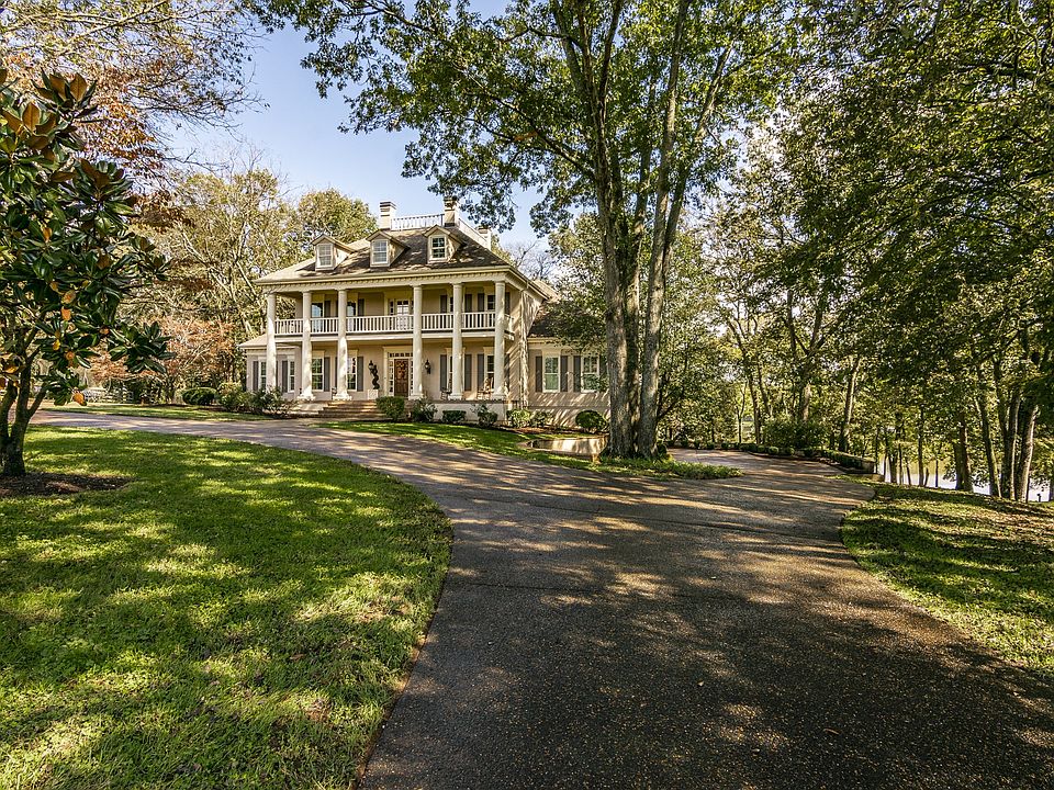 594 Bay Point Dr, Gallatin, TN 37066 Zillow