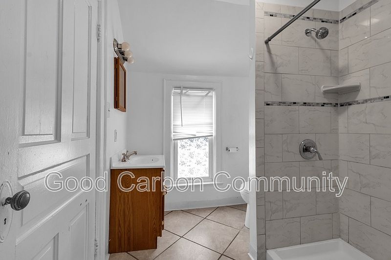 1st image of 331 Schenck St #2