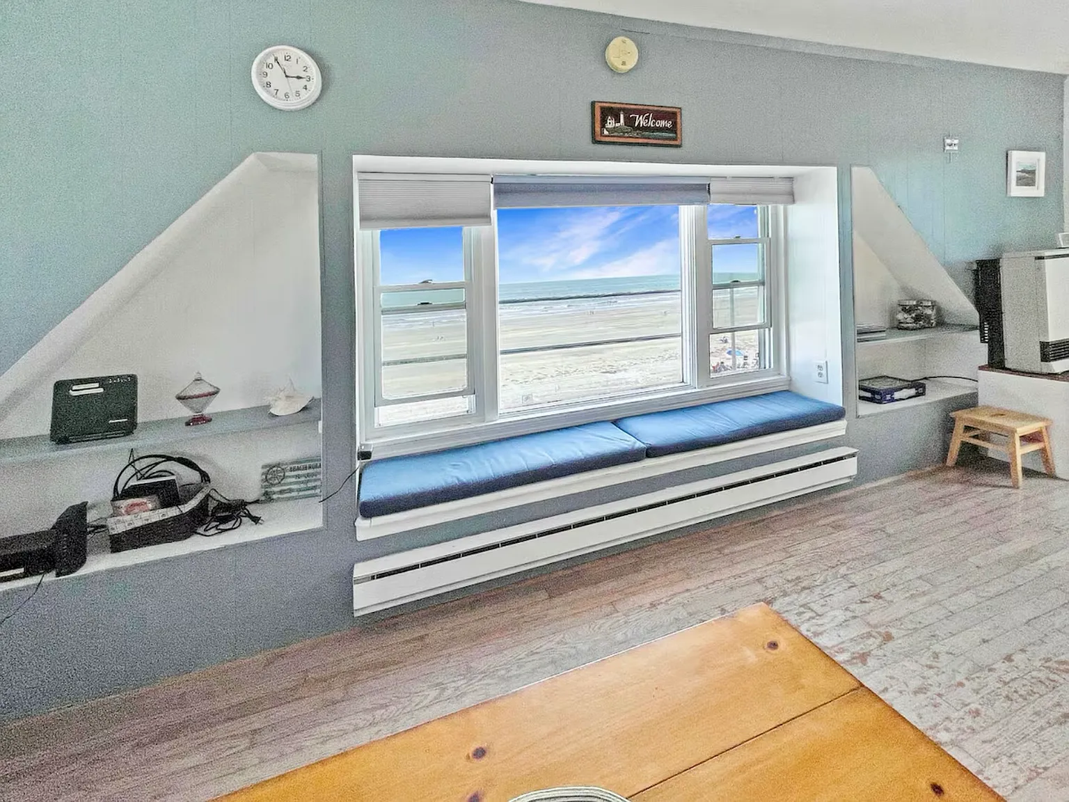 2 bed, 770 sqft, $1,950 — Photo 1