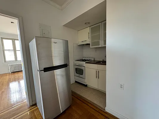Rented by Compass | media 3