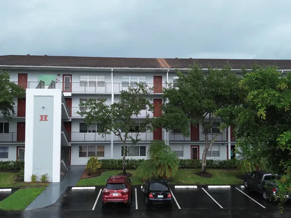 1401 SW 135th Terrace #205h, Pembroke Pines, FL 33027