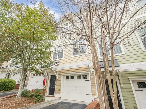1949 Sterling Oaks Cir #13, Atlanta, GA 30319