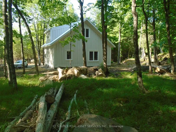 2137 Bennett Lake Rd, Tay Valley, ON K0G 1A0