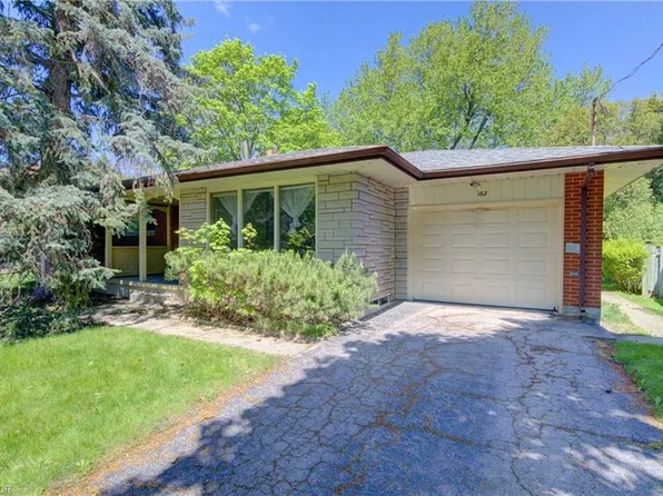 162 Warren Rd, Kitchener, ON N2M 4T7