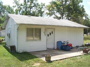 1st image of 1518 N Kankakee St