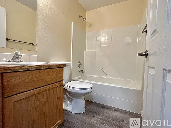 1298 NE Rockridge St #1298 — Photo 11