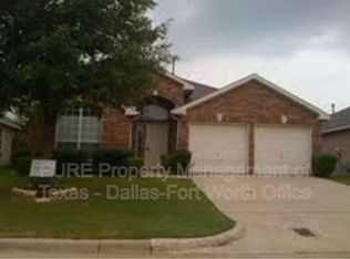 6208 Bowin Dr, Fort Worth, TX 76132