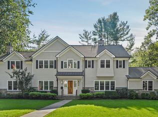 18 Olmsted Rd, Scarsdale, NY 10583
