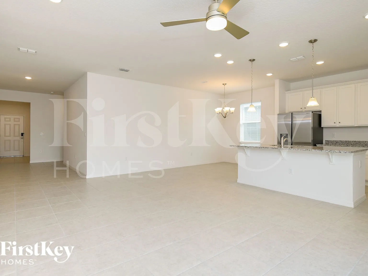 4 bed, 2.0 bath, 2001 sqft, $2,245 — Photo 4