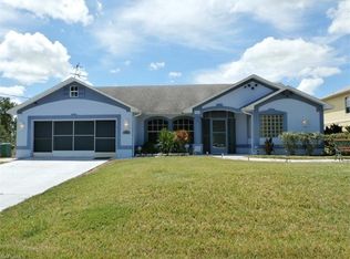 911 Wagner Ave, Lehigh Acres, FL 33972