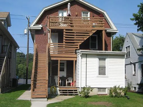 492 W High Street Etown 001_07022014