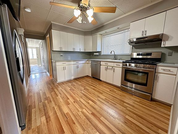 4th image of 106 Stevens Pl Floor 1