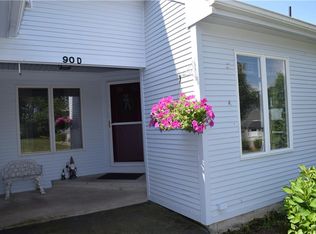 90 Nipmuc Trl #D, North Providence, RI 02904