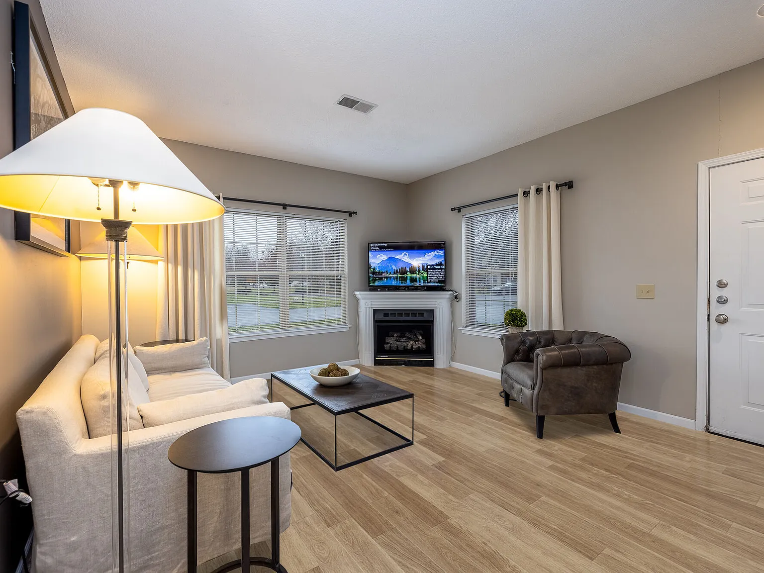 Coventry Apartments — Photo 2