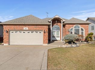 44 Whelan Dr, Amherstburg, ON