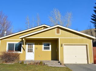 1011 Snowflake Dr, Hailey, ID 83333