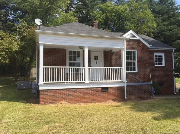 332 Brevard St, Statesville, NC 28677
