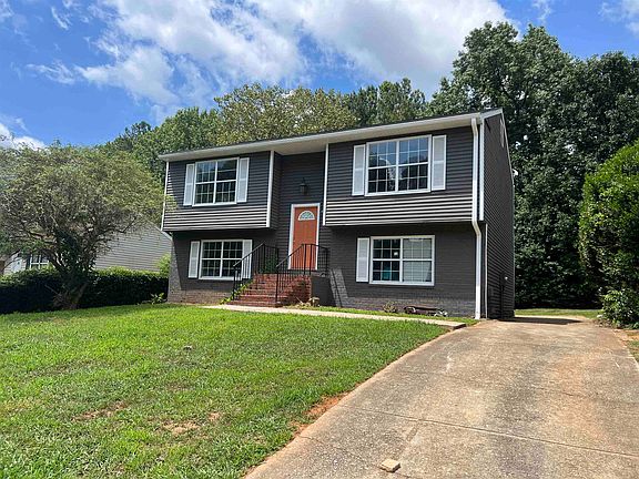 2nd image of 5557 Pine Gate Drive